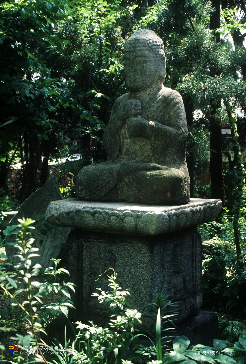 석조 비로자나불 좌상