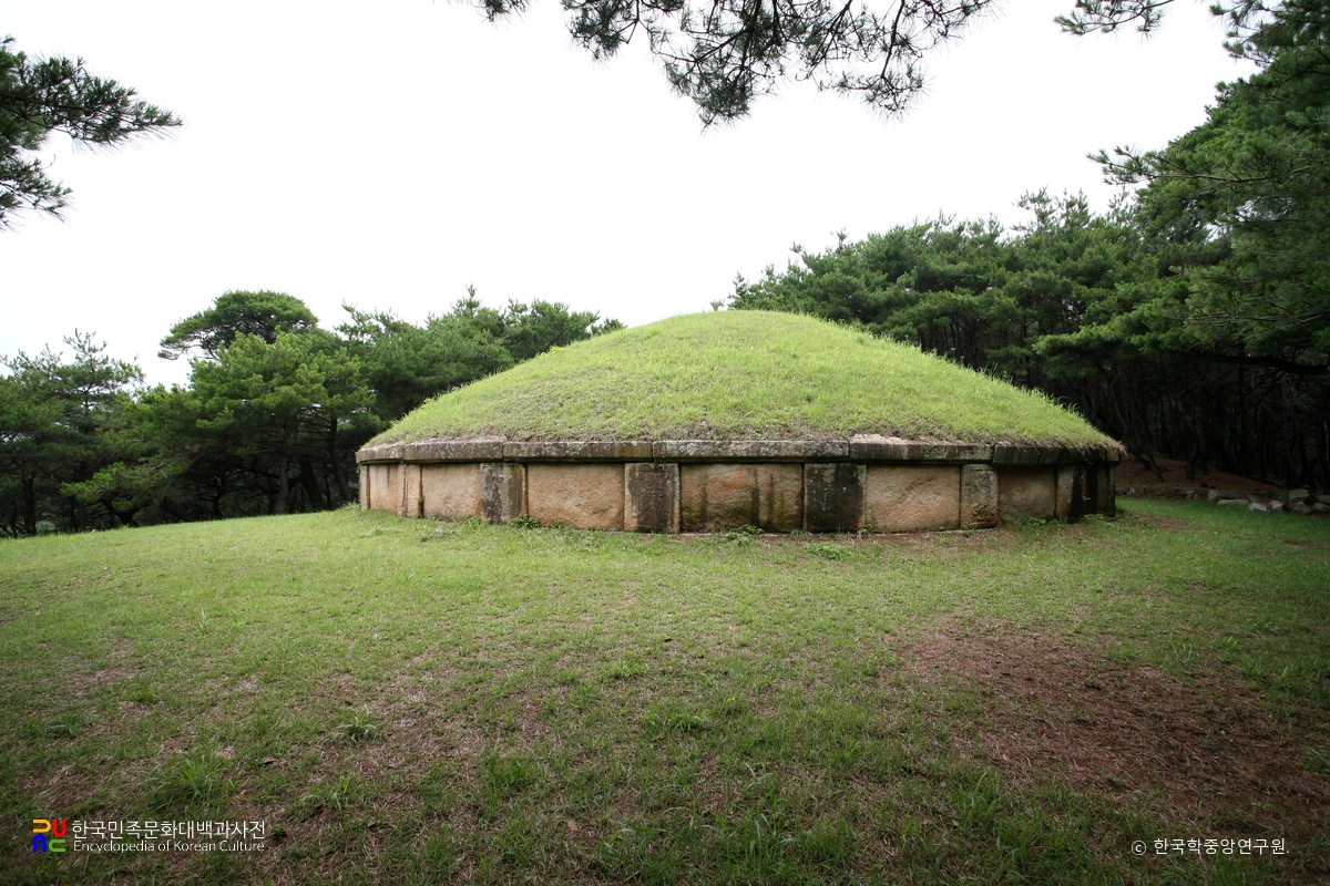 경주 진덕여왕릉