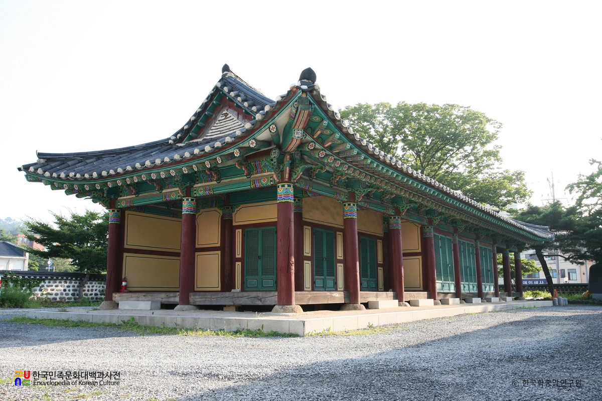 서산객사 정측면