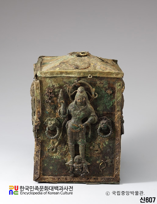 금동 사리 외함