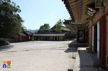 통영 삼도수군통제영 중 경무당 일곽