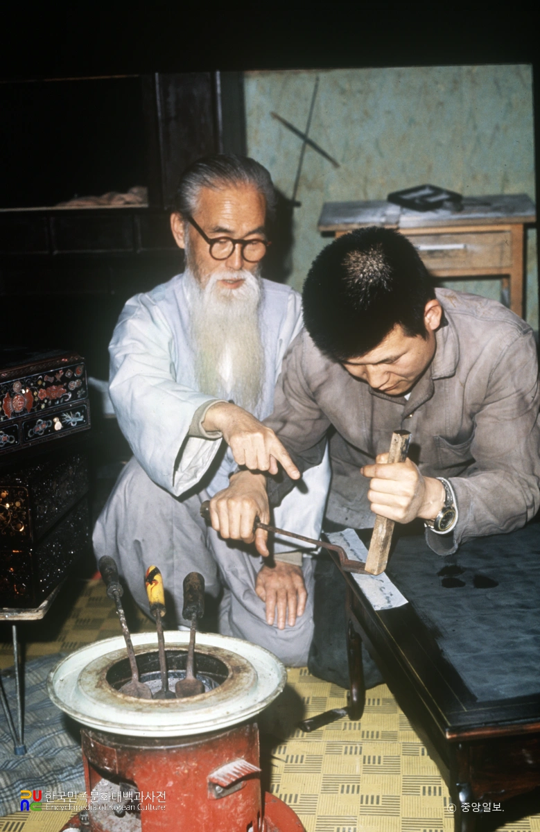 나전장 / 김봉룡