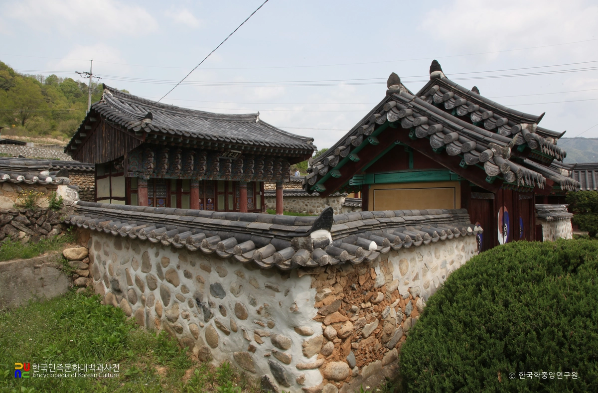 합천 추본사 전경