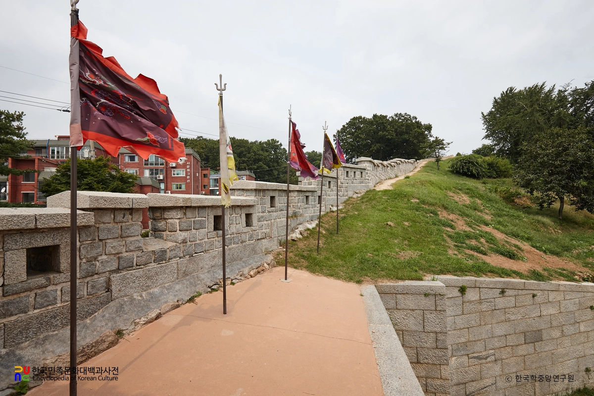 강화산성 중 서문 성벽