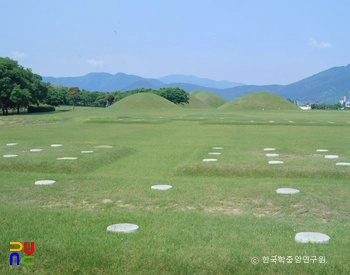 경주 동부 사적지대 중 건물지 전경