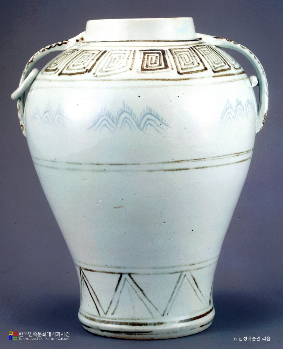 백자 청화 철화 삼산뇌문 산뢰