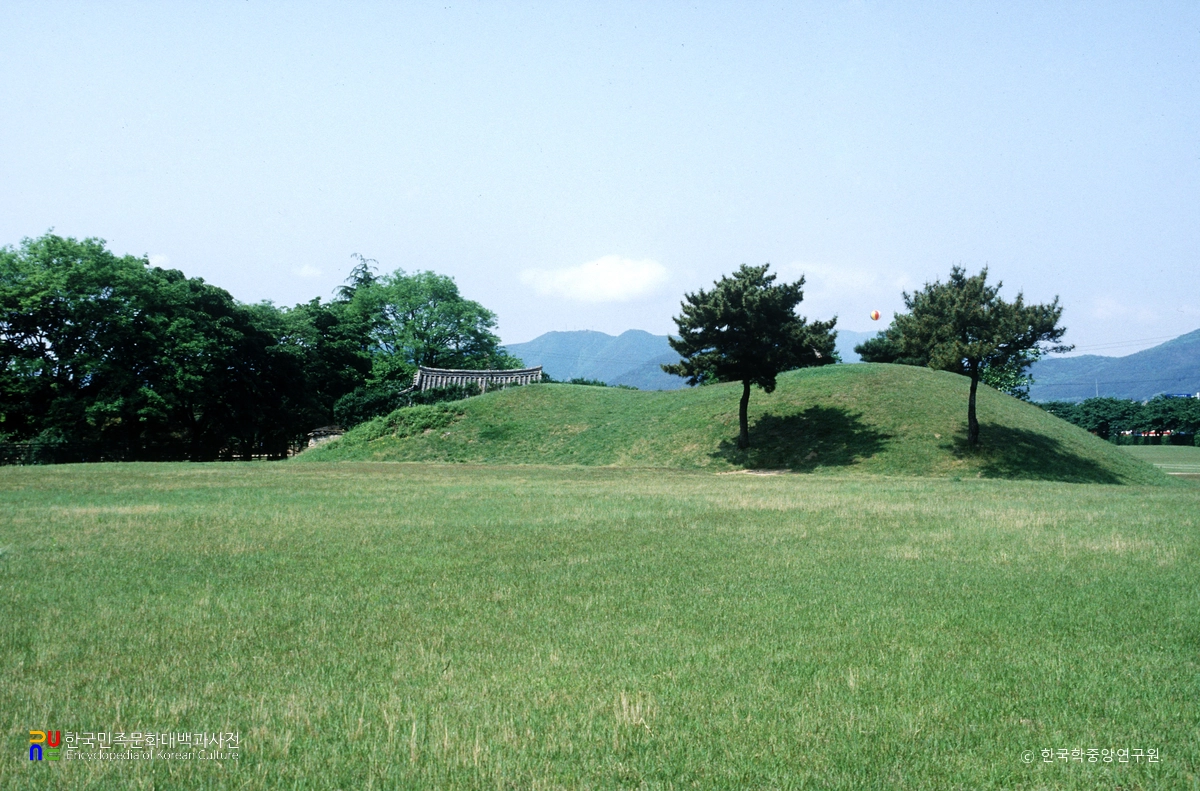 경주 인왕리 고분군