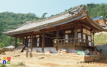 산청 신계서원 신계정사 정측면