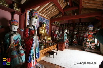 익산 메이드 슬롯 명부전 지장보살좌상 및 권속