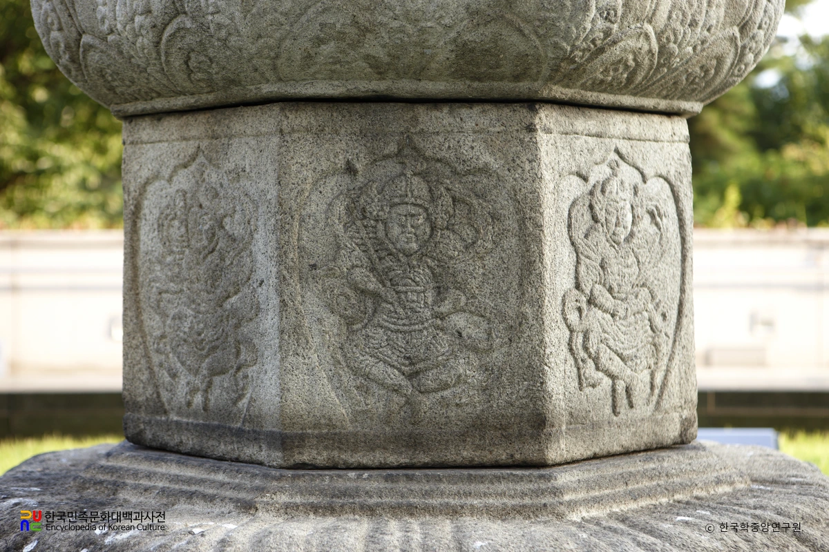 원주 거돈사지 원공국사탑 중대석