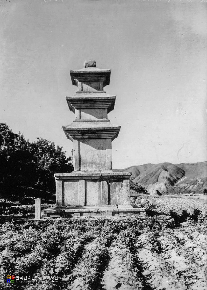 경주 황복사지 삼층석탑 남면