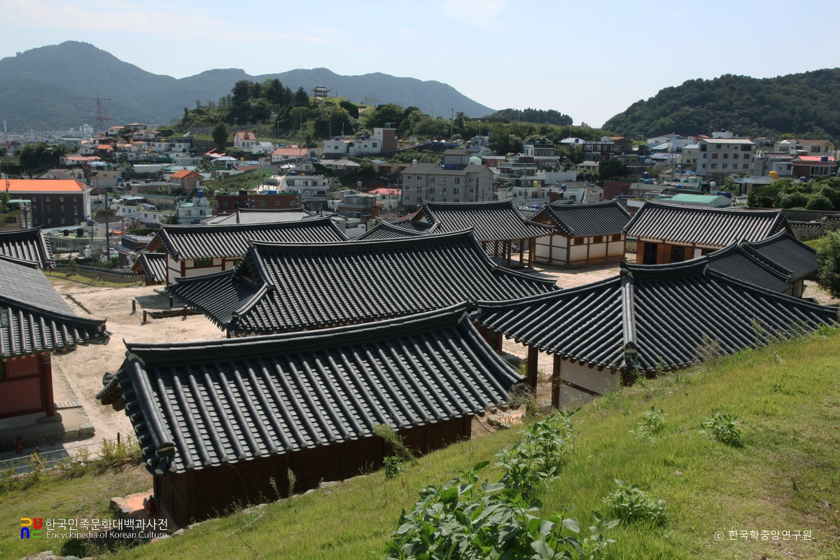 통영 삼도수군통제영 중 12공방 전경