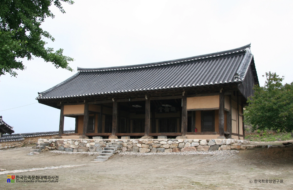 성주향교 명륜당 정측면