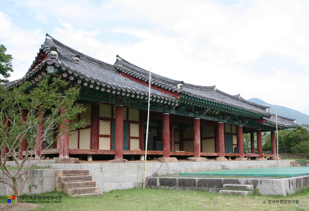 순천 낙안객사 정측면