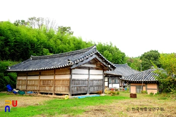 보성 이용우 고택 곳간채 후측면