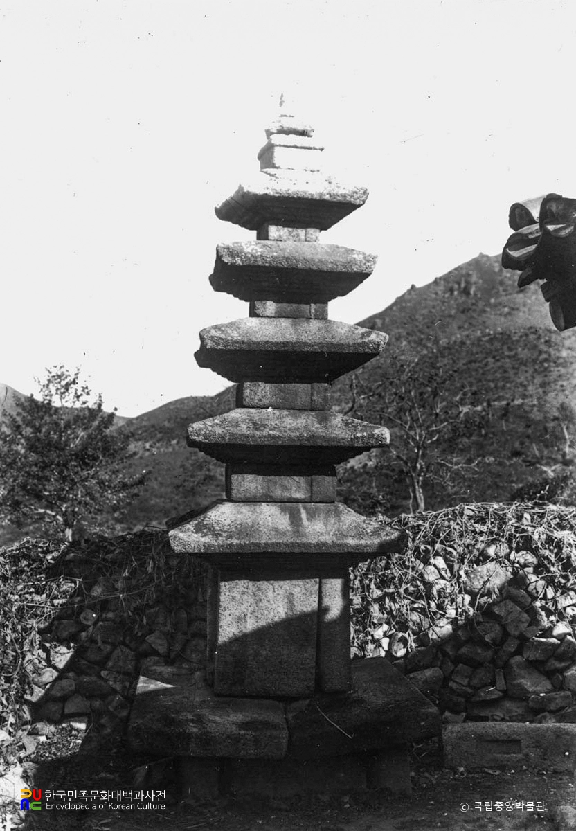 영암 도갑사 오층석탑 정면