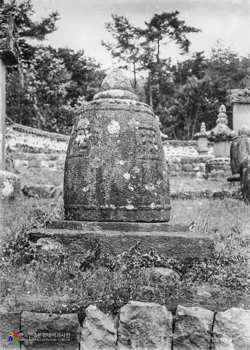 순천 송광사 완화당승탑