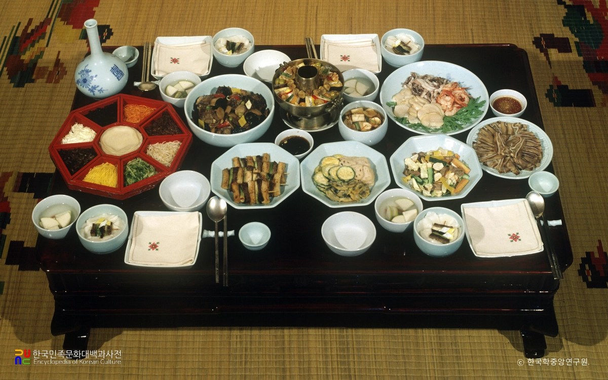 조선왕조 궁중음식 / 교자상