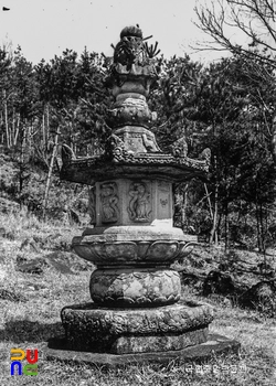 구례 연곡사 소요대사탑 우측면