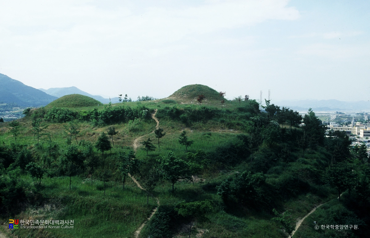 함안 말이산 고분군 / 말산리 고분군