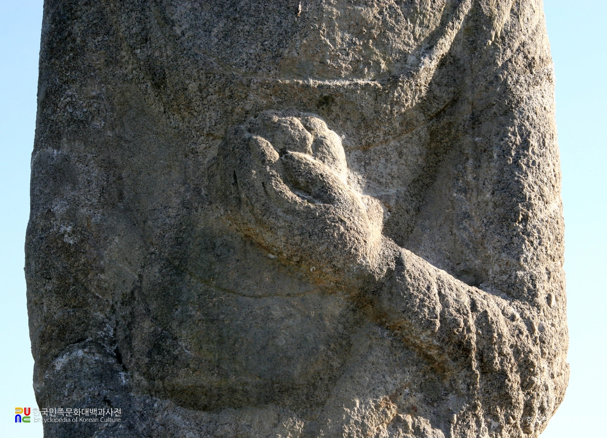 증평 남하리 석조보살입상
