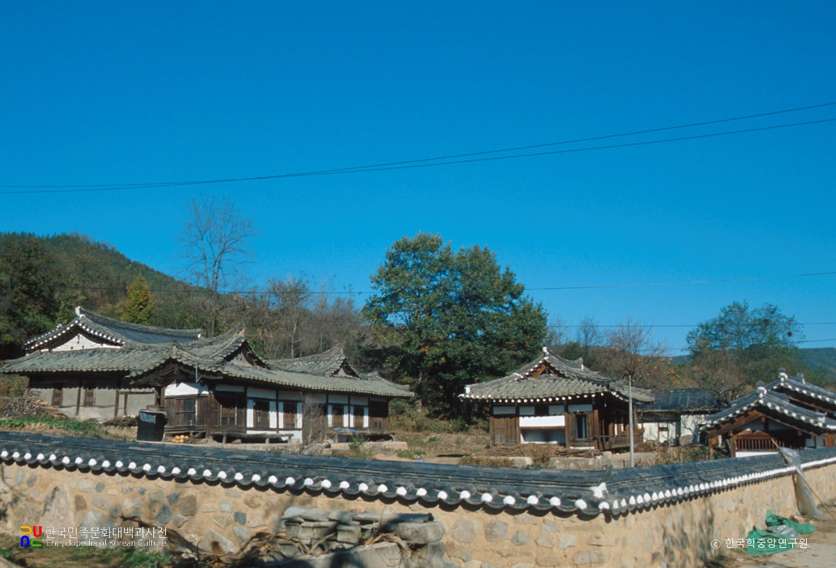 평산신씨 판사공파 종택
