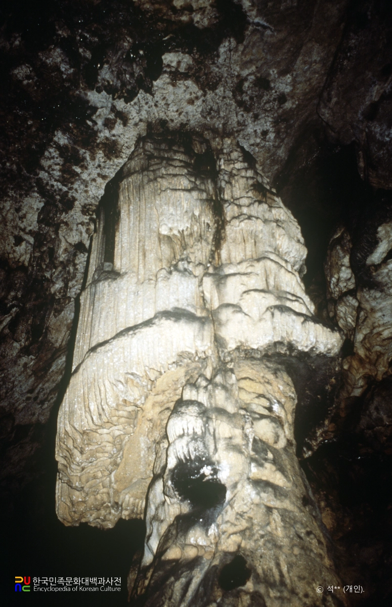 문경 모산굴