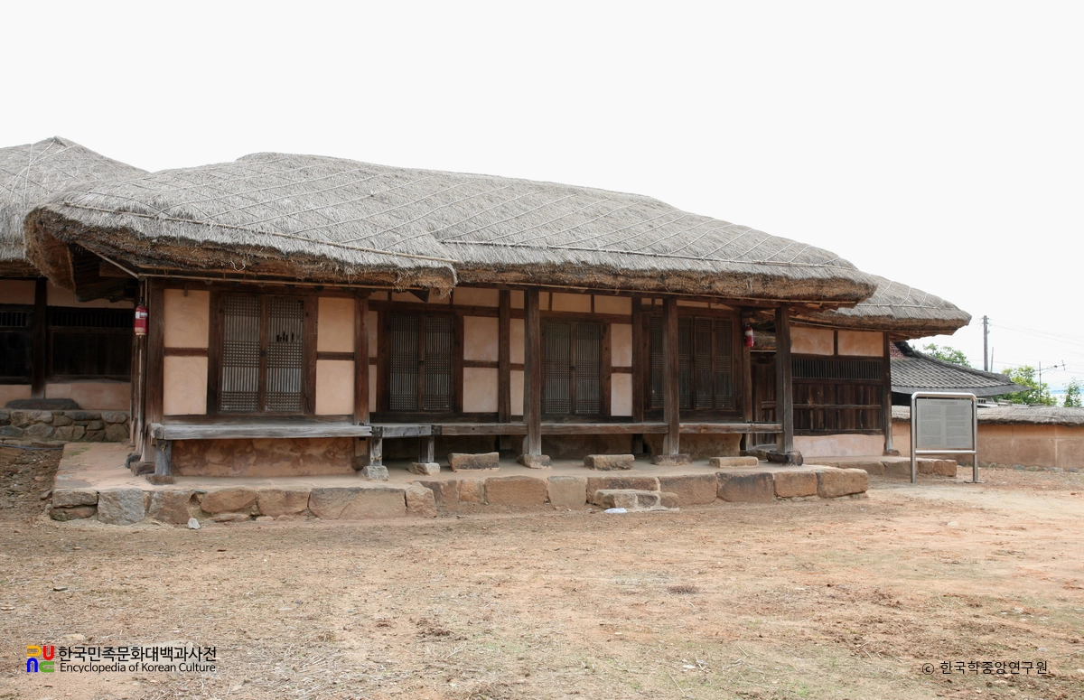 황윤석 생가 사랑채