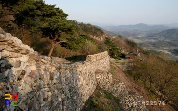 담양 금성산성 성벽