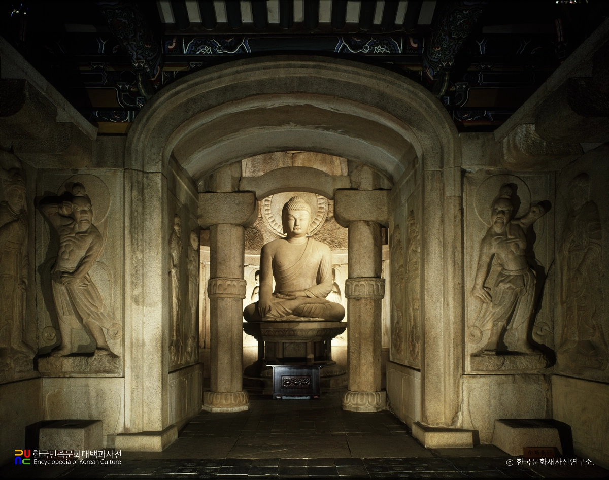 경주 석굴암 석굴 중 내부 정면