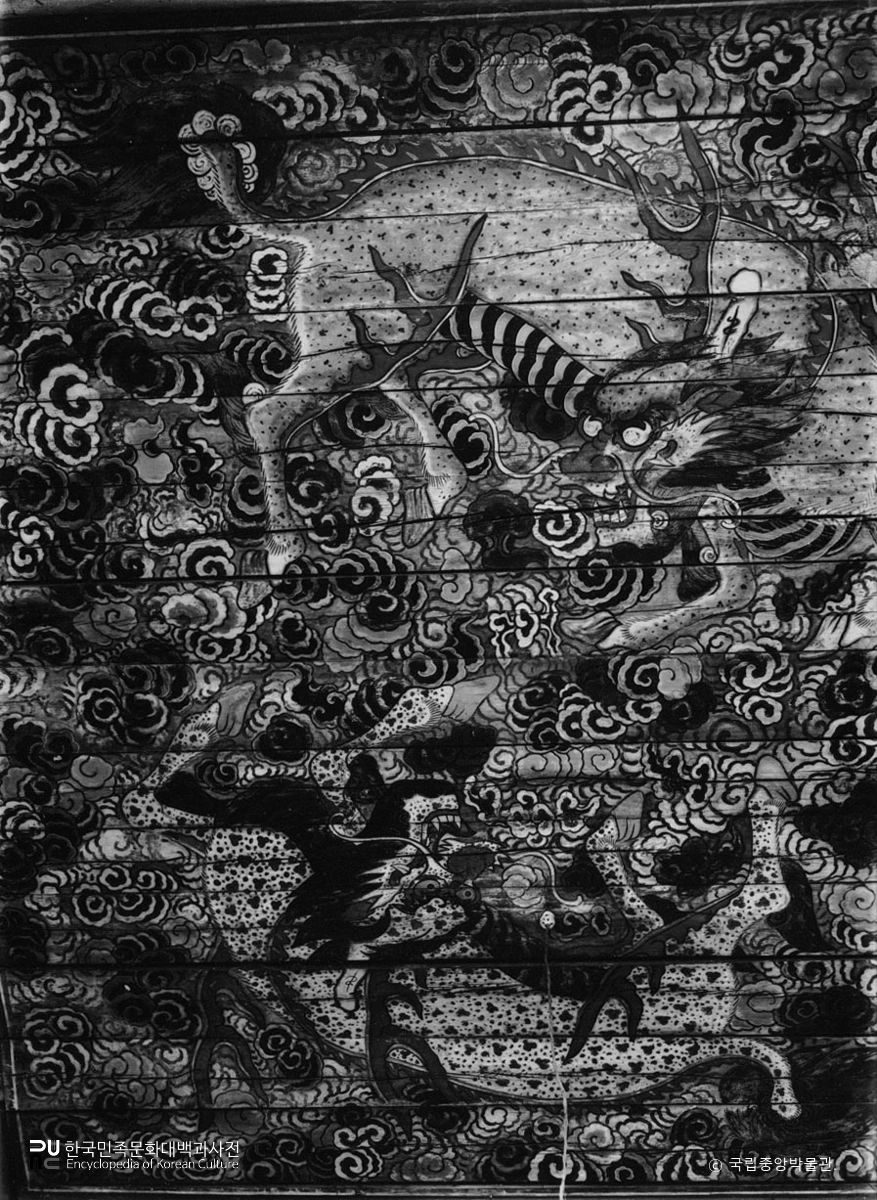 서울 경복궁 중 영추문 홍예 천장