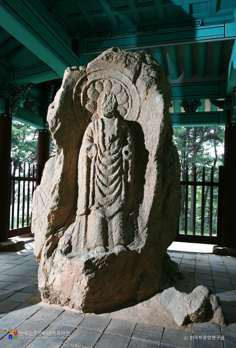 예산 화전리 석조사면불상 / 북방불입상