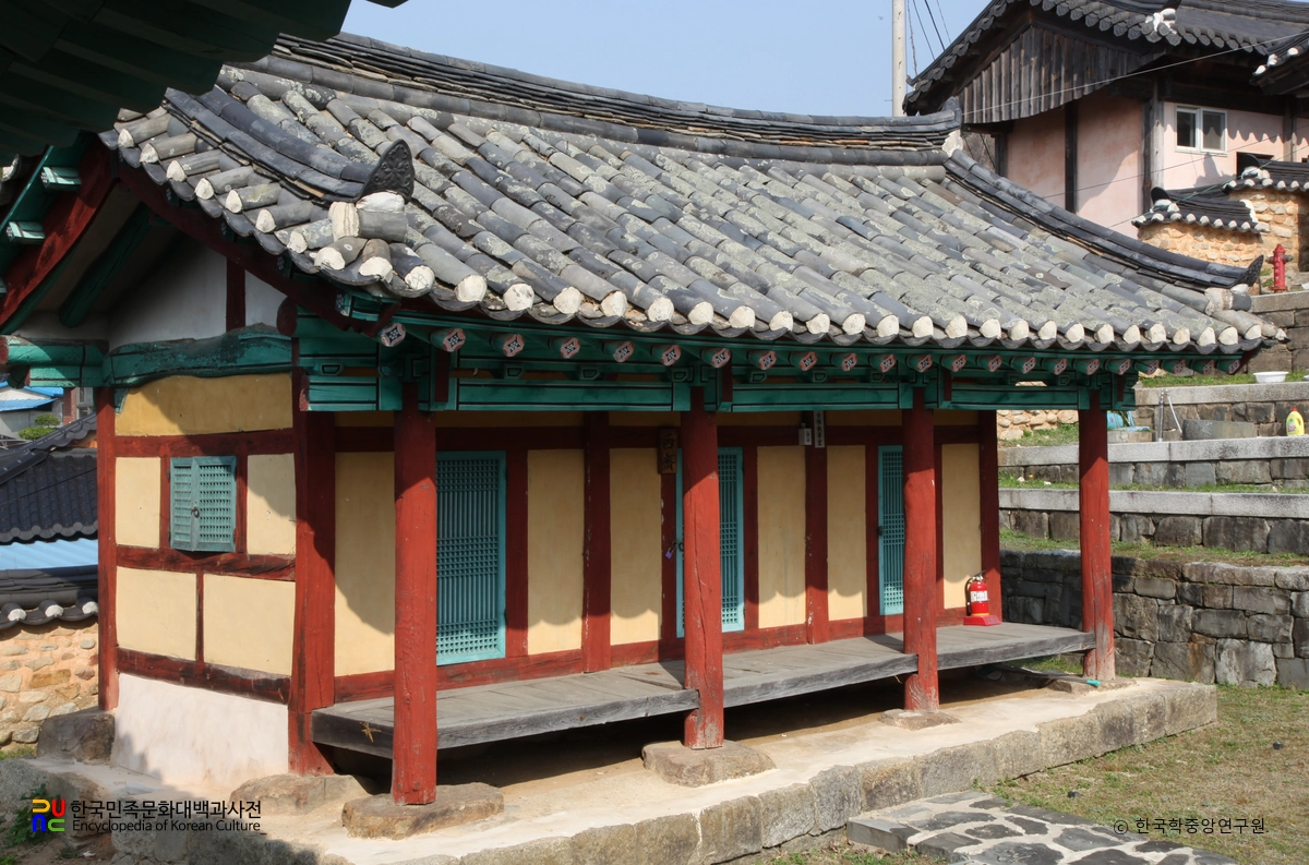 함양 함양향교 중 서재 좌측면