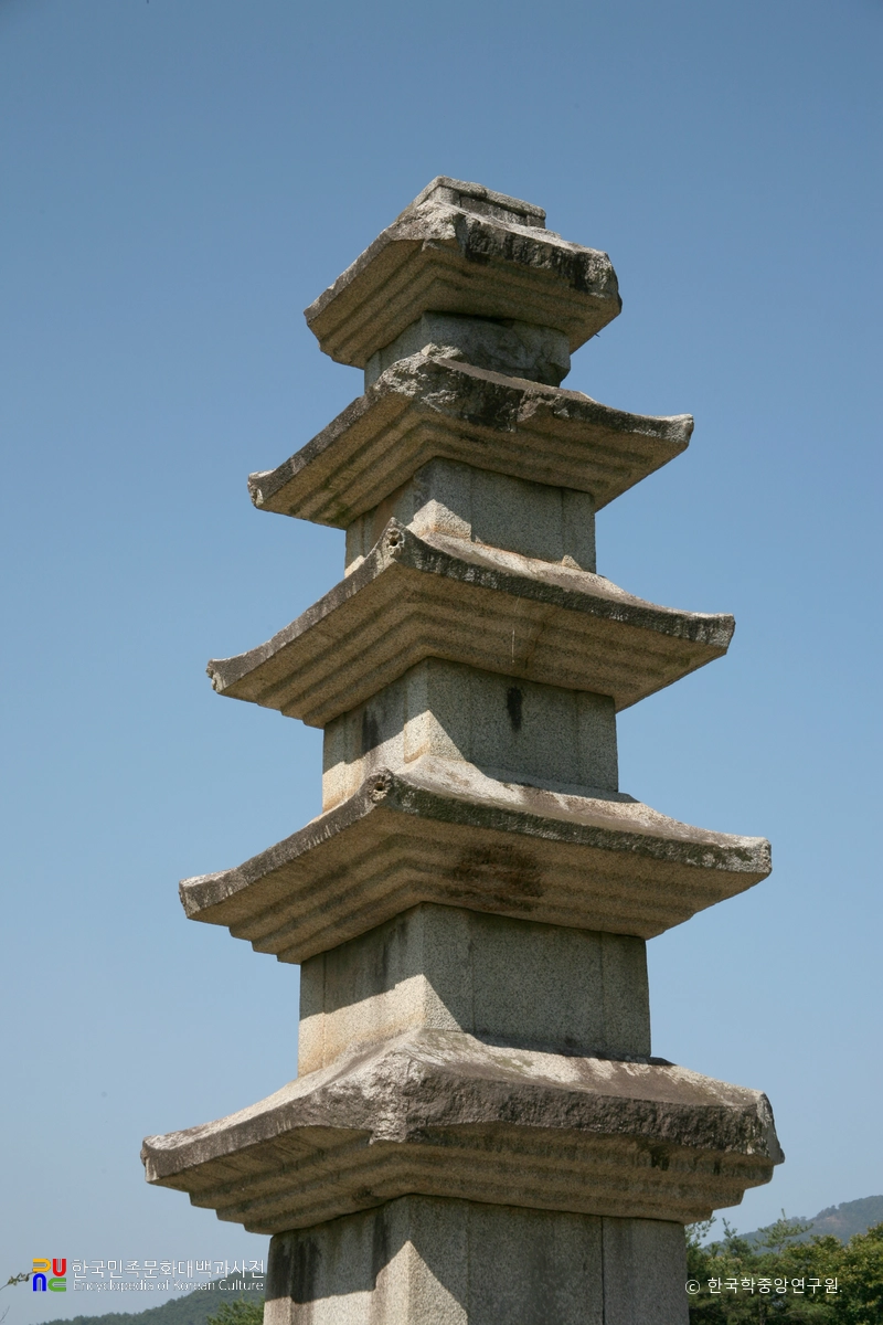 밀양 소태리 오층석탑 탑신