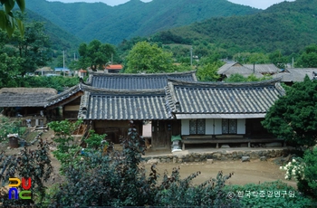 포항 오덕리 애은당 고택 전경