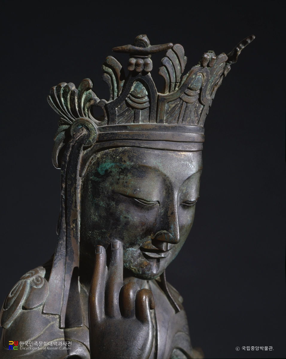 금동미륵보살반가사유상