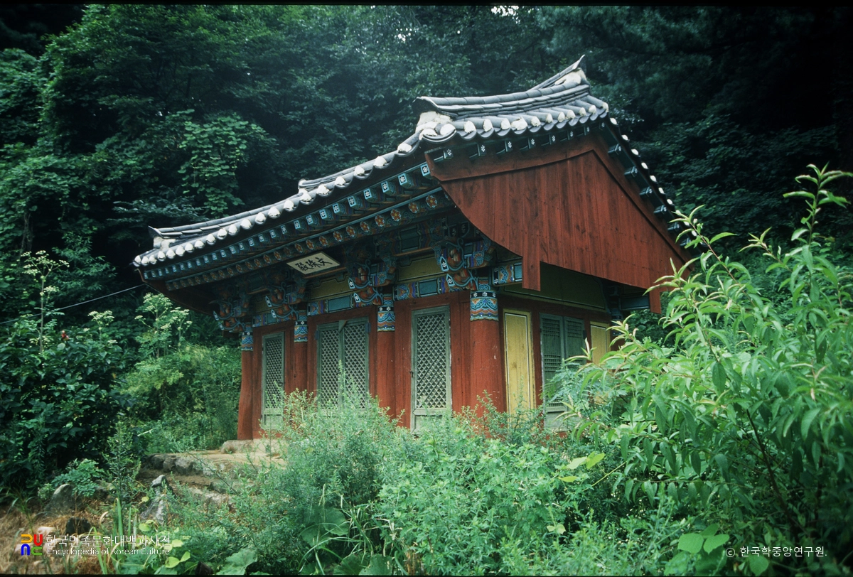 고창 문수사 문수전 정측면