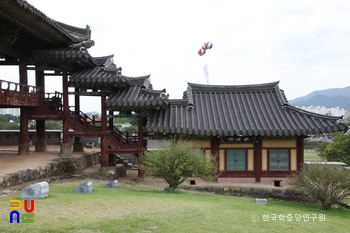 밀양 영남루 침류각 정면