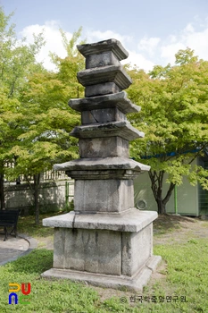 원주 일산동 오층석탑 전경