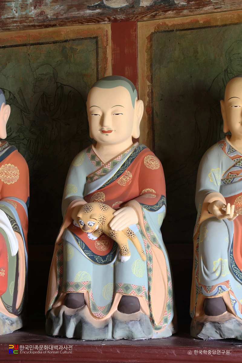 해남 미황사 십육나한상