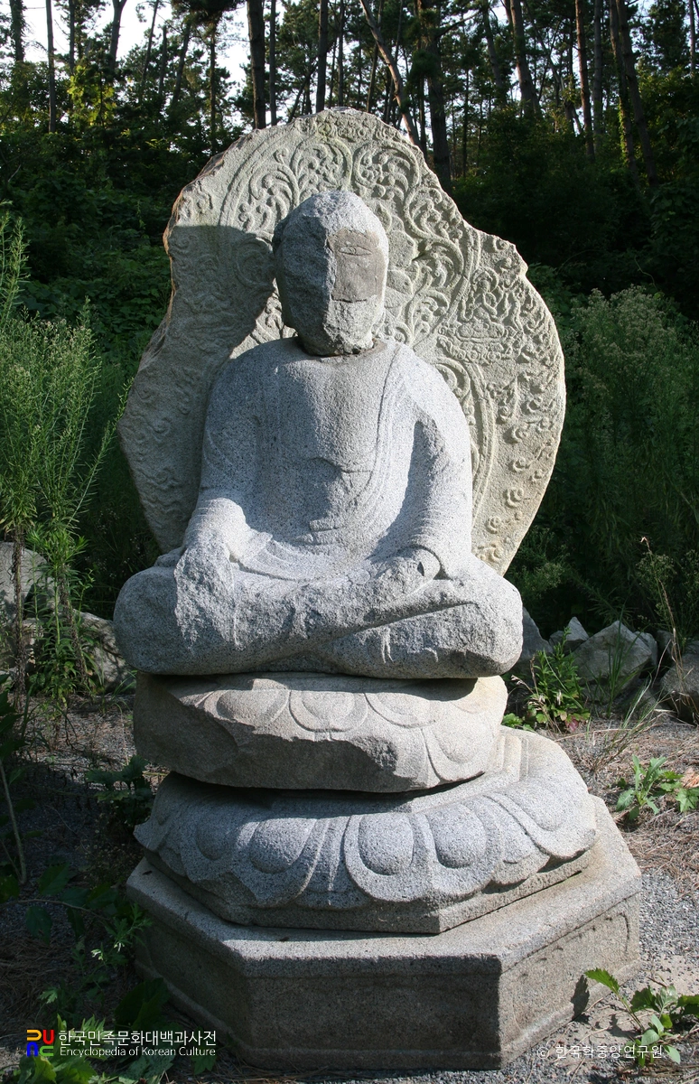 몽산리 석가여래 좌상