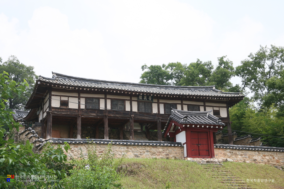 구미 선산향교 중 청아루 정측면