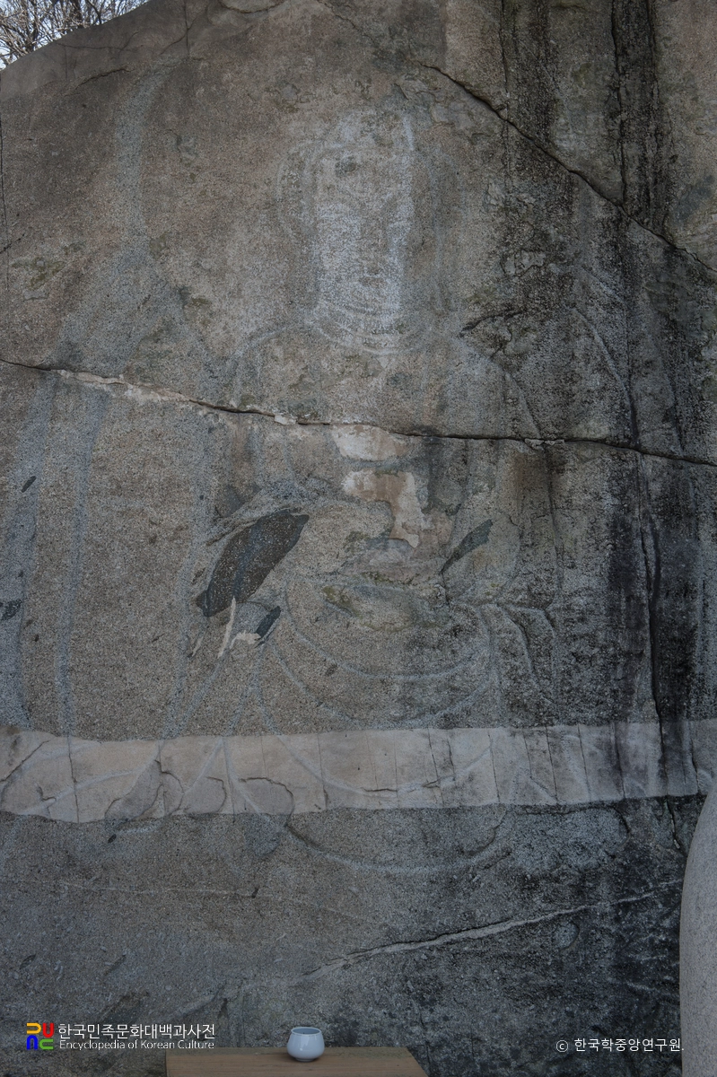 안성 굴암사 마애선각좌불상