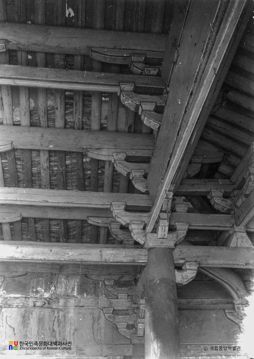 영주 부석사 무량수전 내부 가구