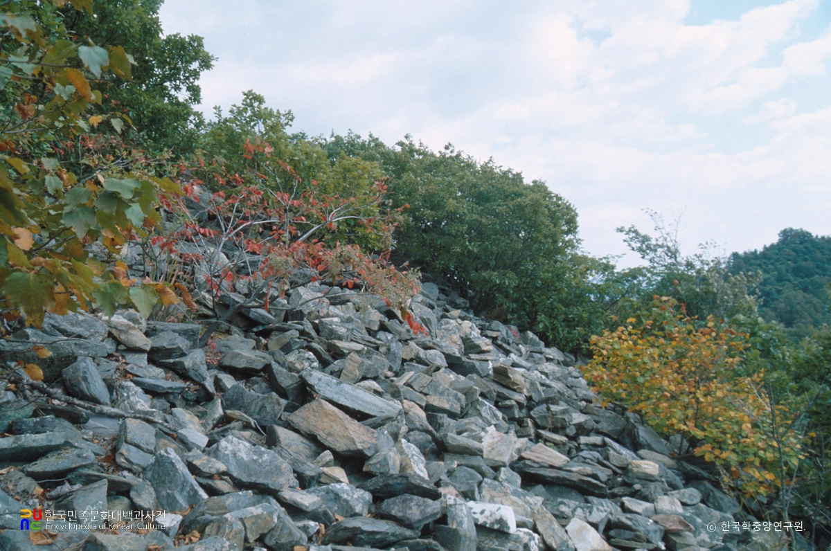 대전 이현동산성 성벽