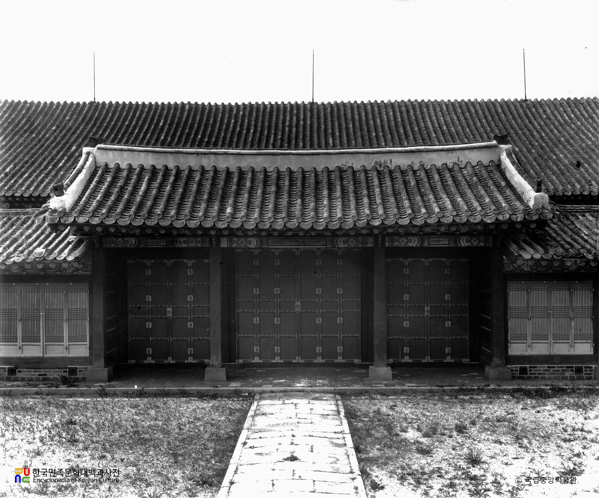 서울 경복궁 양의문 뒷면