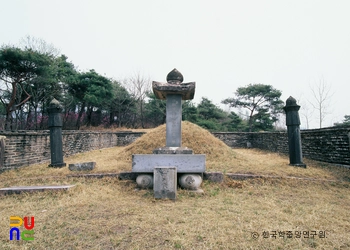 포천 낭선군 묘