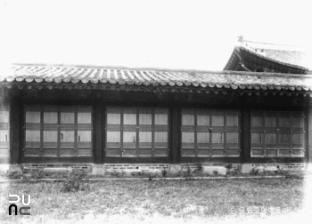 서울 경복궁 중 양의문 우측 승순당