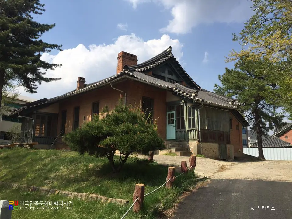 청주 탑동 양관