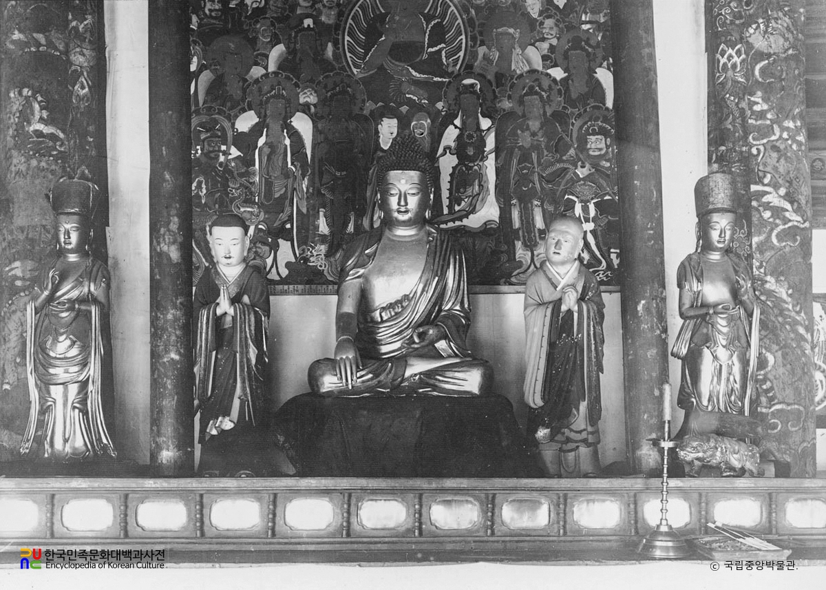 회양 장안사 사성지전 석가여래, 보살상